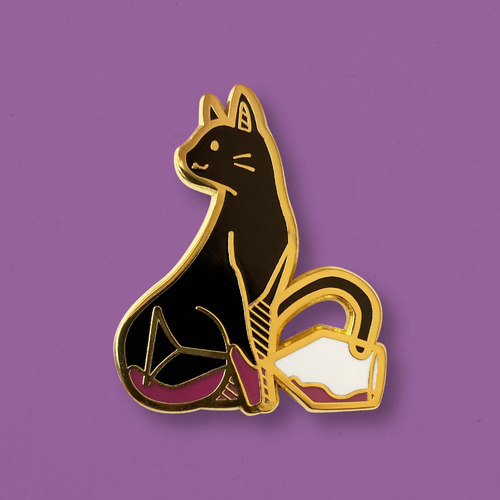 Cocktail Critters Cat x Wine Pin